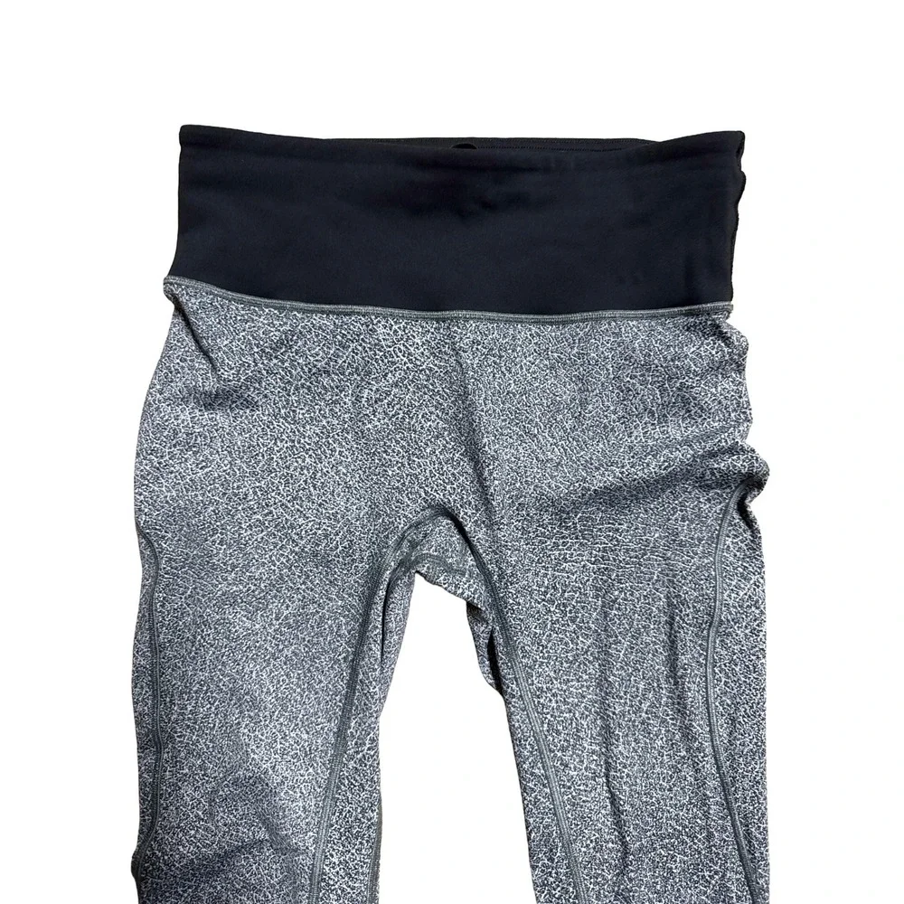 Lululemon Run the Day Crop Legging Tight High Waist‎ Fractal Dark Starlight Sz 6